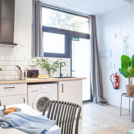 Al5 Seaside Bliss-Stylish Loft Steps From Malvarrosa Valencia Exterior photo