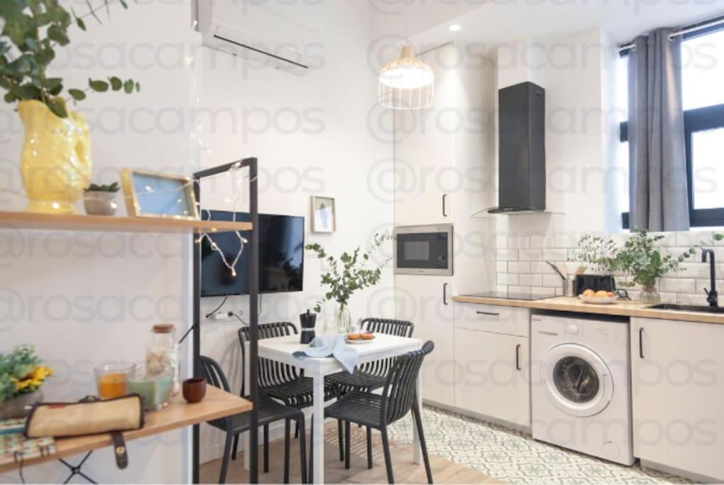 Al5 Seaside Bliss-Stylish Loft Steps From Malvarrosa Valencia Exterior photo